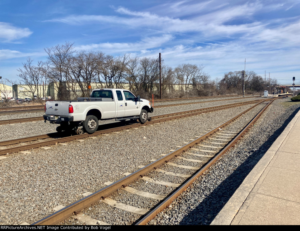 River LINE Hi-rail
